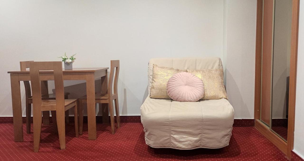 Apartament Warszawa Centrum Helvetia Plus ภายนอก รูปภาพ